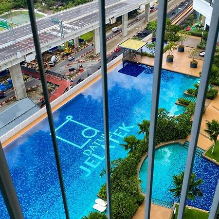 10Mins To Klcc W Lrt+Mall+Netflix Muji Urban Kuala Lumpur Esterno foto